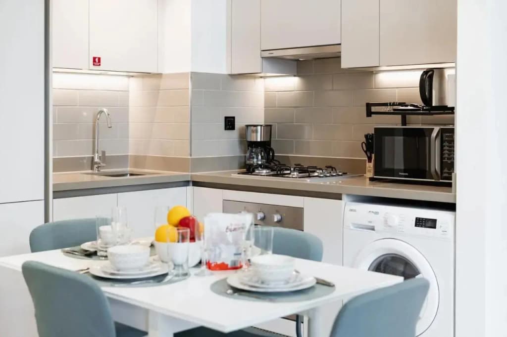 Lovely Community - Central Locale - Brand New Flat - photo 10
