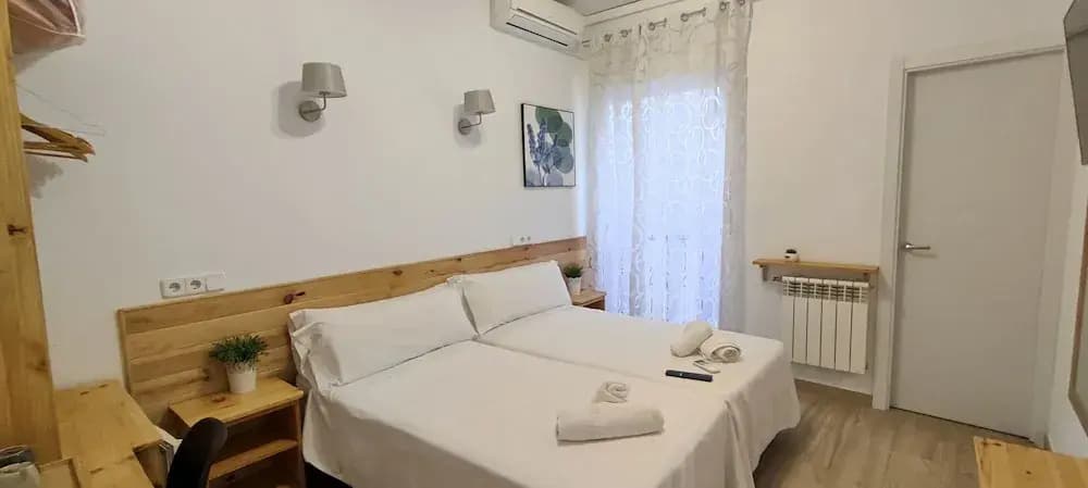 Hostal Aliste - photo 40