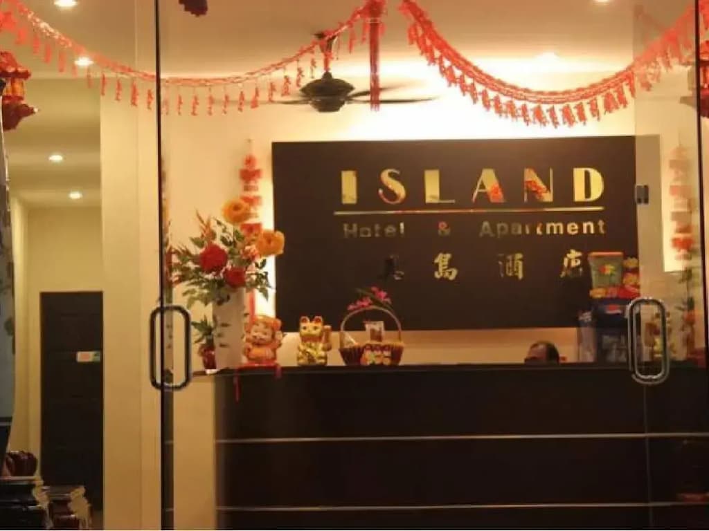 OYO 44078 The Island Hotel - photo 20