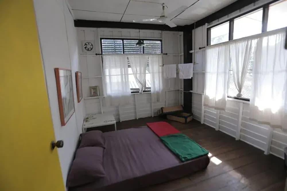 Maroom Art Hostel - photo 4