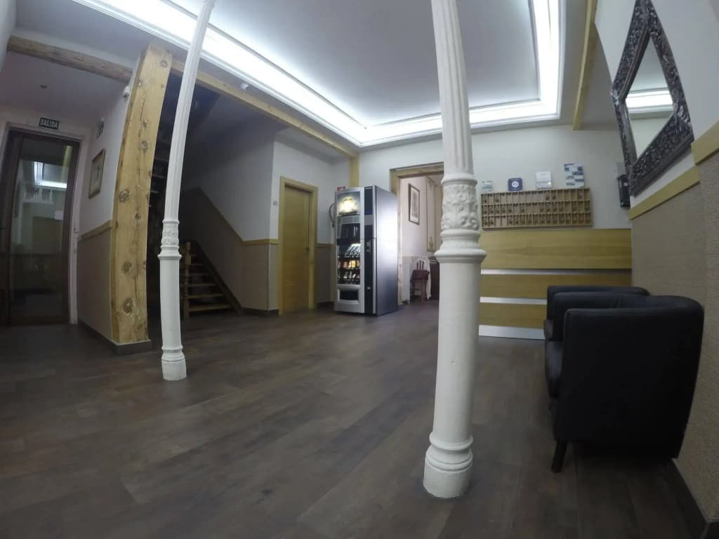 Hostal El Pilar - photo 2