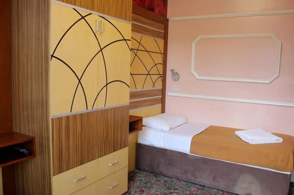Vegas Hotel - photo 25