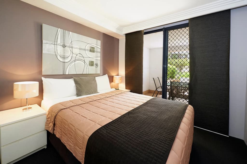 Waldorf Randwick Serviced Apartments - photo 4