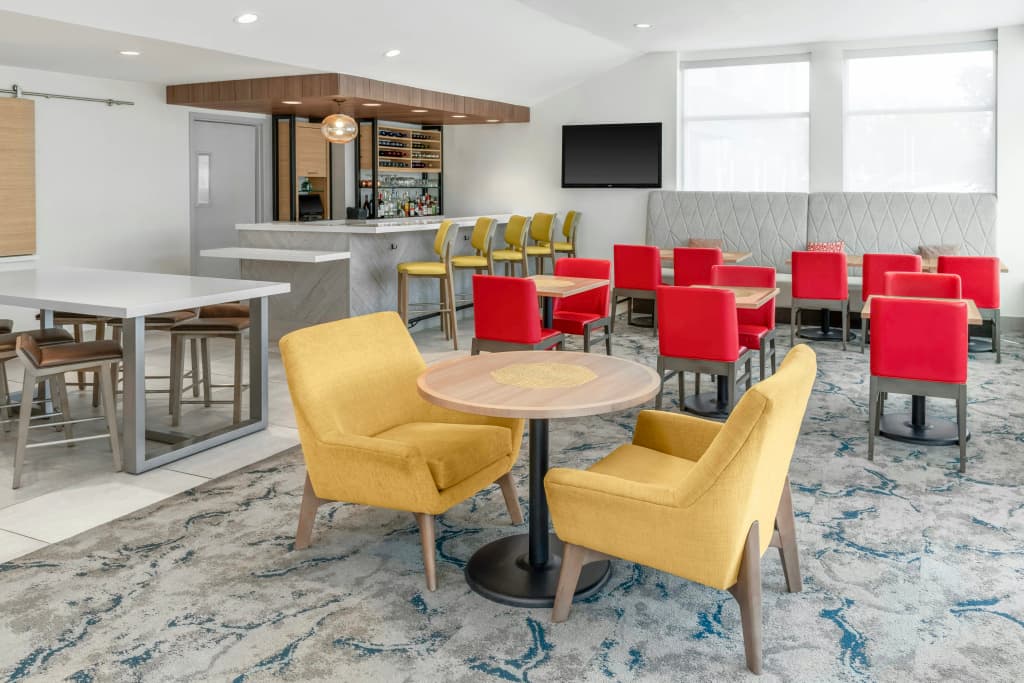 Hilton Garden Inn Queens/JFK Airport - photo 24
