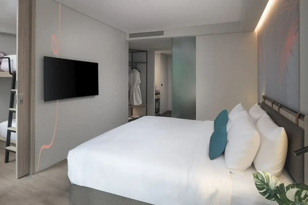 JonoX Phuket Karon Hotel - photo 13
