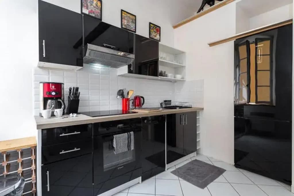 Ste Reparate F4 Moderne, Design, Place Rossetti, Heart Old Town - photo 18