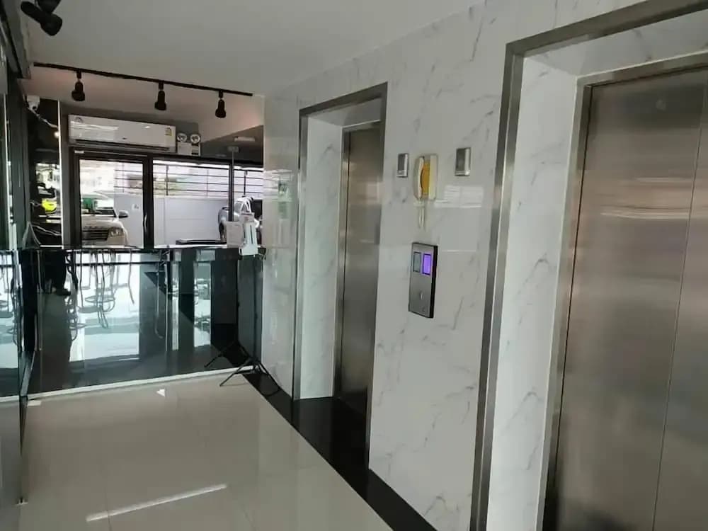 At 81 Hotel - photo 2