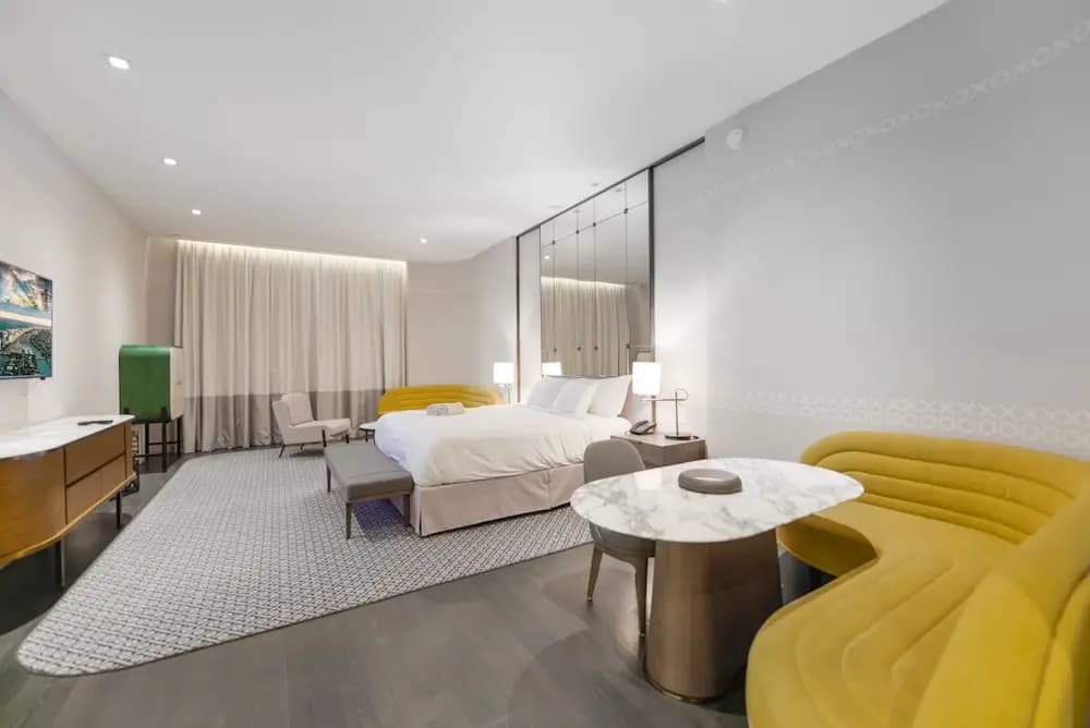 Luxury Suites in Brickell - photo 5