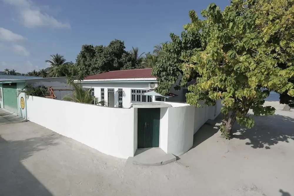 Ungoofaar Inn - photo 20