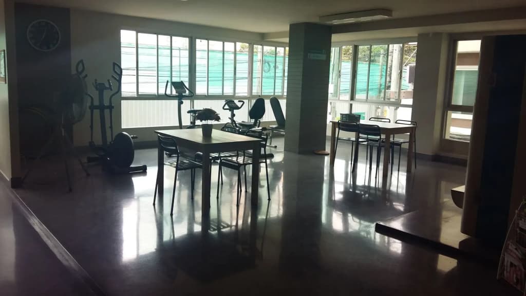 J 168 Living - photo 12