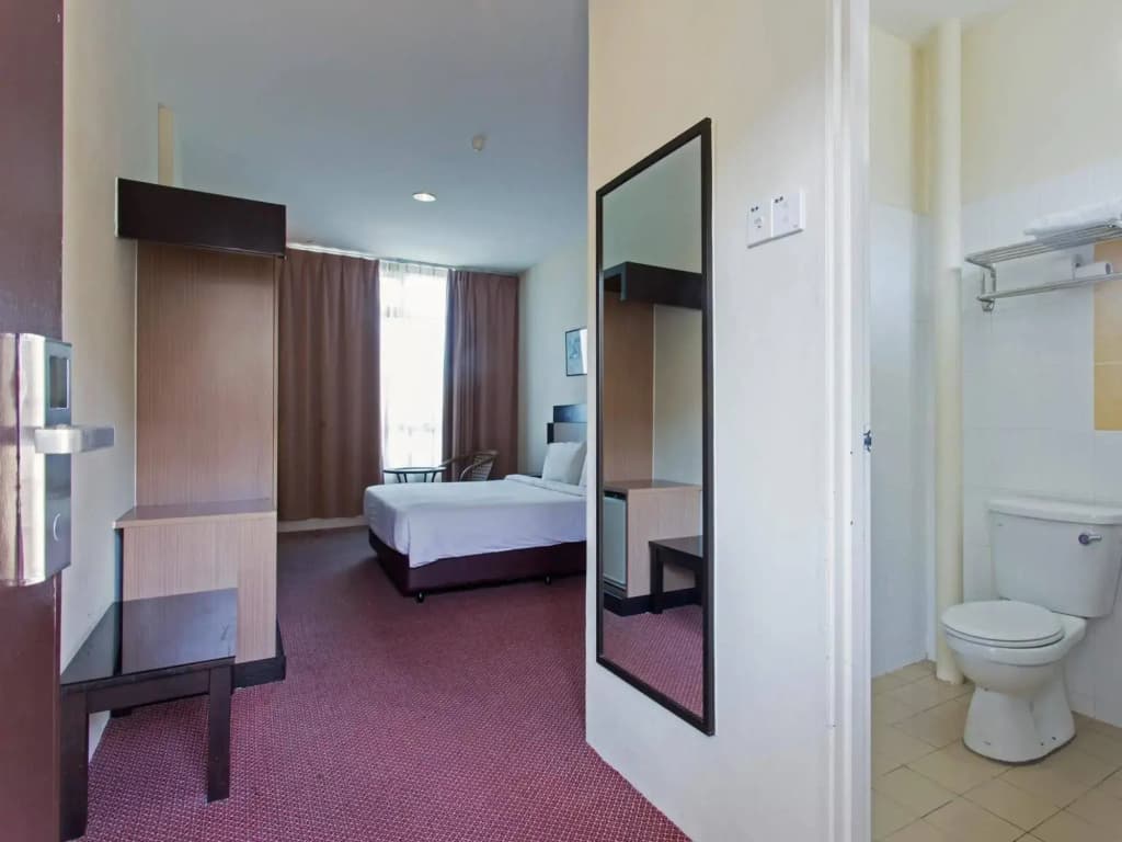 World Youth Hotel - photo 22