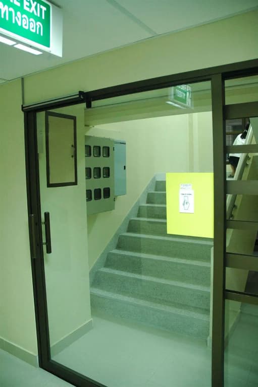 Suvarnabhumi Apartment - photo 9