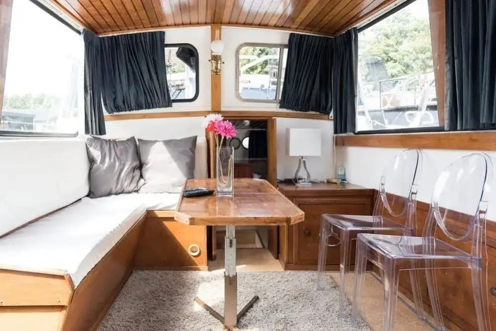 Authentic Houseboats Amsterdam - photo 6