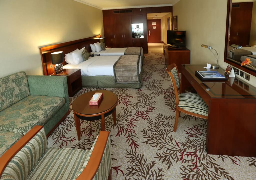 Ramee Royal Hotel - photo 11