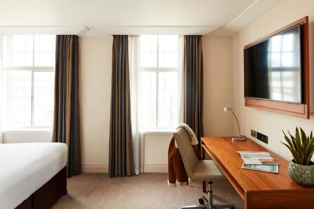The Clermont London, Charing Cross - photo 41