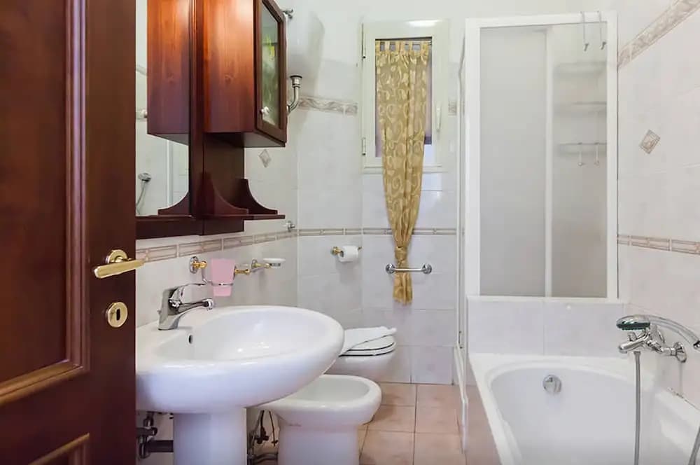 Caterina Embassy Apartment - photo 9