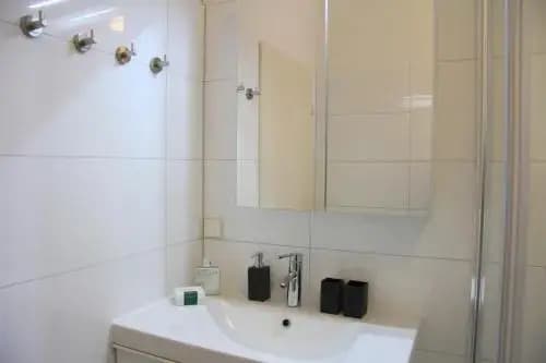 Nollendorf Apartments - photo 9