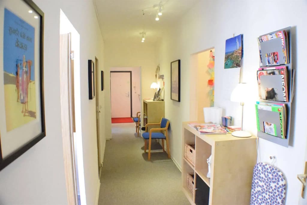 Sixmiles Guesthouse - photo 10