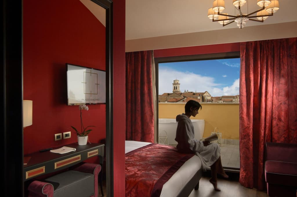 Palazzo Veneziano - photo 41