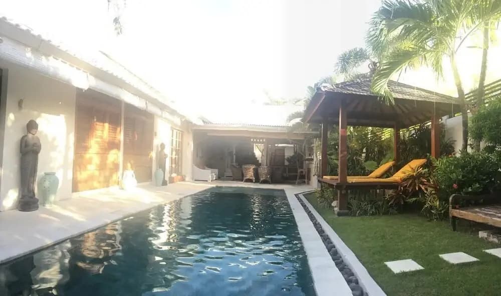 Coco Poco Villa Seminyak - photo 8