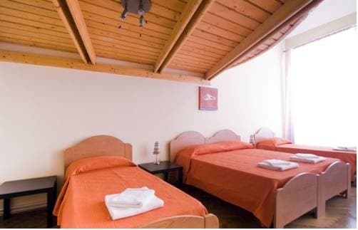 A.C. Holiday Apartments - photo 7