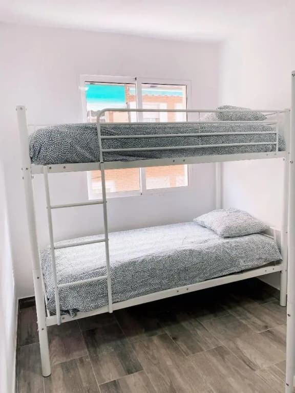 Hostel H8 - photo 3