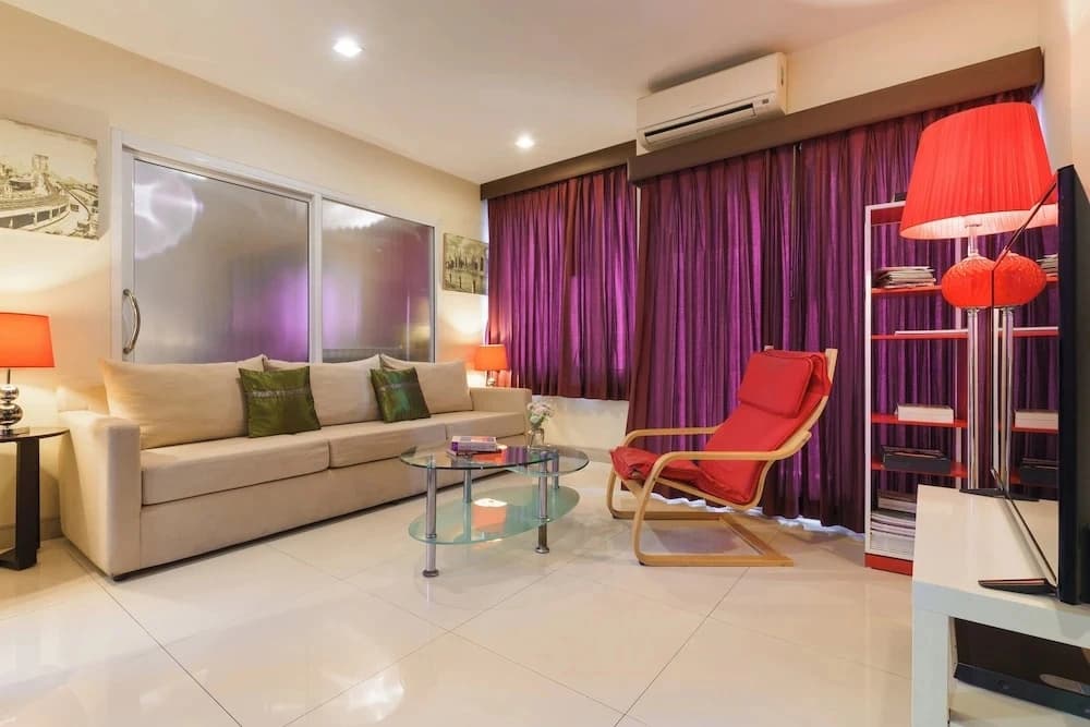 iCheck inn Sukhumvit Soi 2 - photo 3