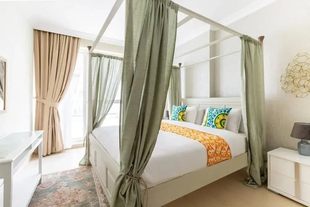 Luxurious 3BR Loft W/ Study In Downtown Dubai - photo 24