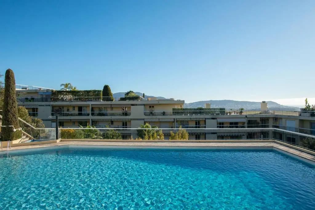 3 pièces vue mer et piscine quartier Parc Impérial - photo 11