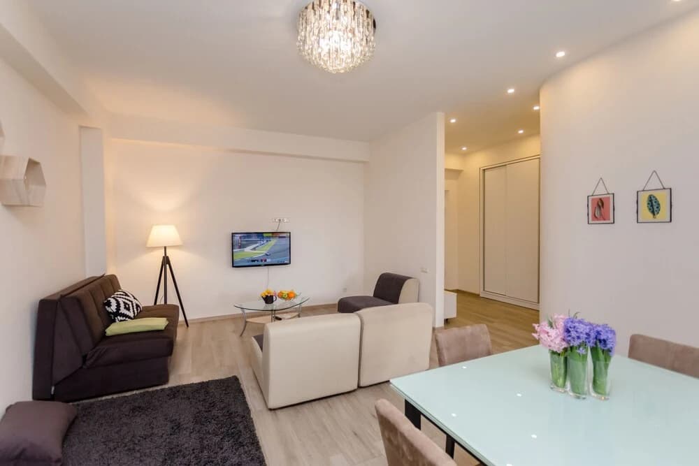 Falcon Apartments - photo 21
