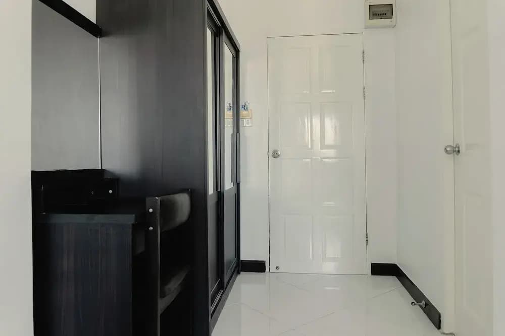 Emerald Hotel Chonburi - photo 11