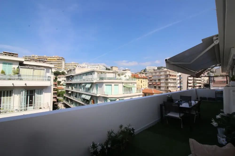 Nice Booking - Fleurs Terrasse Parking - photo 12