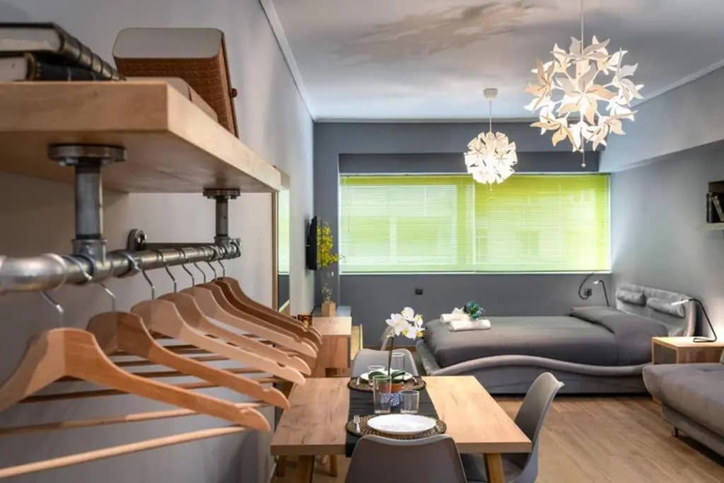 Superb suite on Aiolou street - photo 3