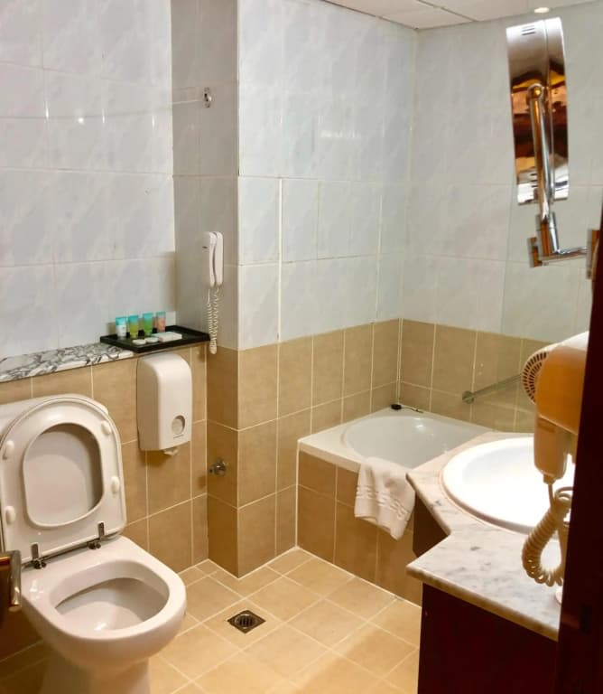 Ajman Beach Hotel - photo 10