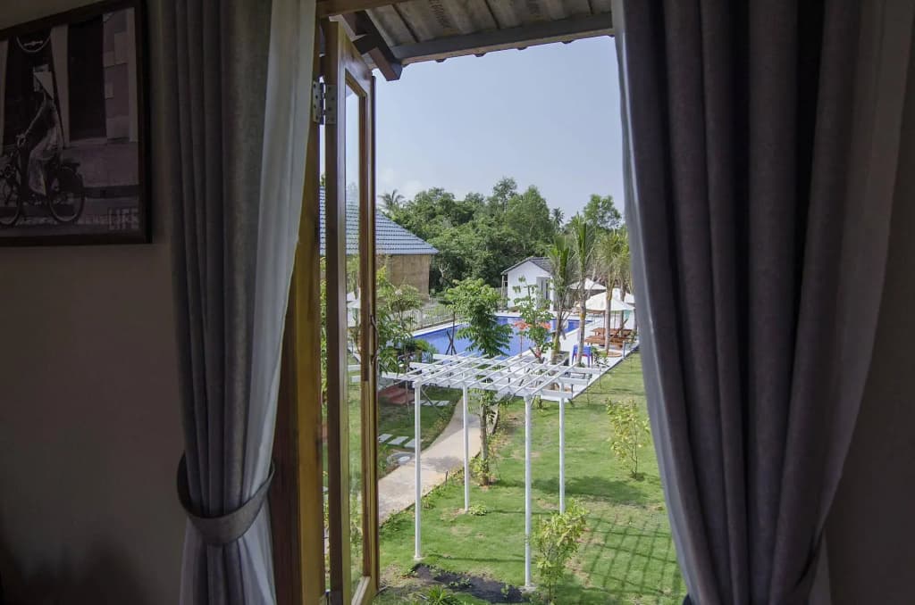 White Lotus Resort - photo 6