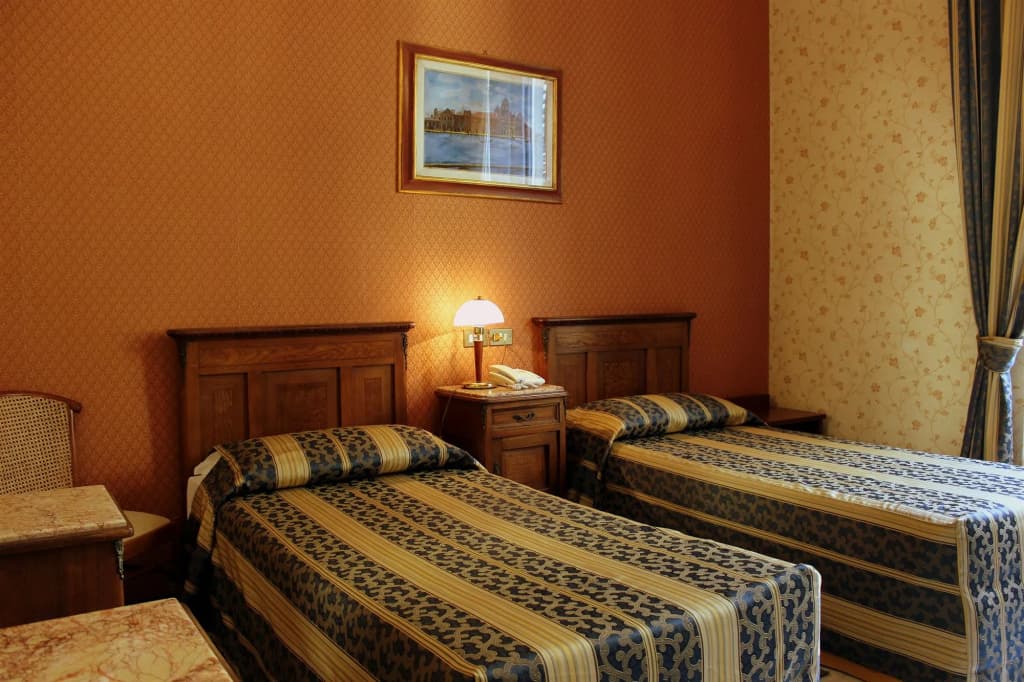 Hotel Beatrice - photo 5