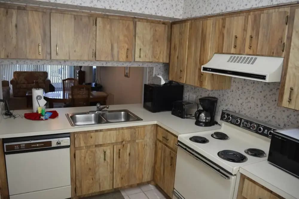 Beautiful 2 Bedroom 2 Bath Condominium - photo 8