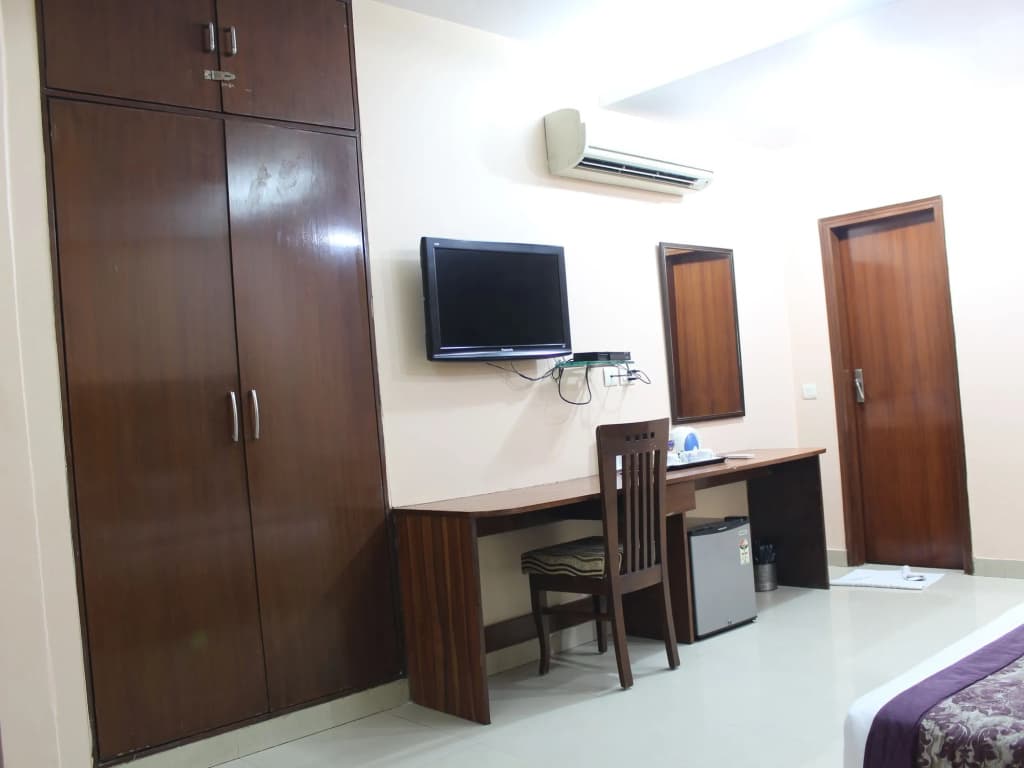 Hotel Kyron - photo 5