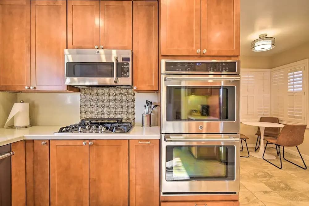 Los Angeles Suite ~ 12 Mi From Downtown! - photo 14