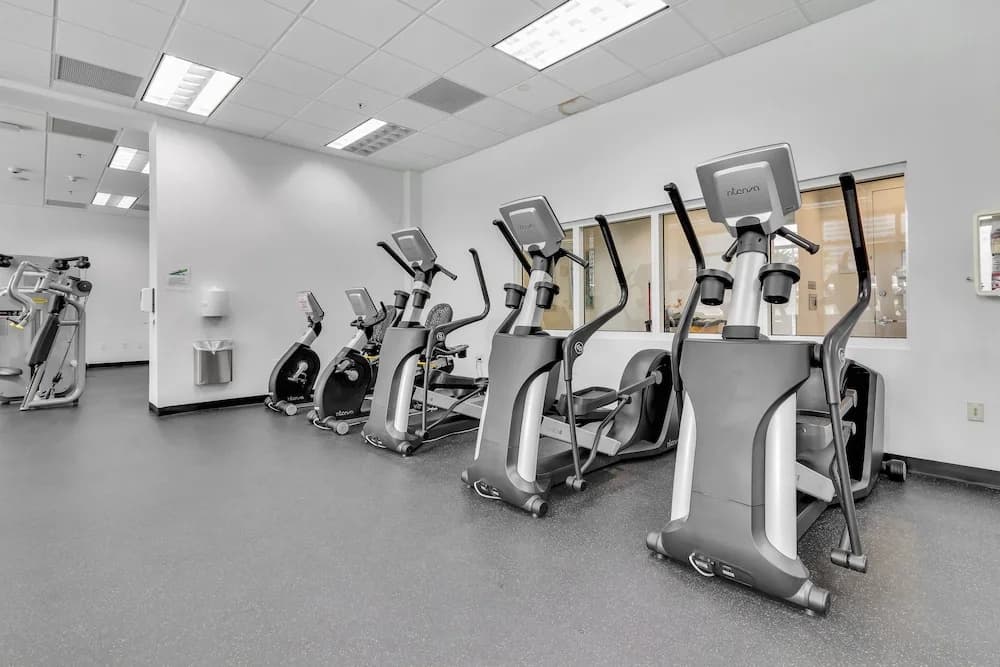 The Club at Brickell Bay Luxury Suites - photo 20