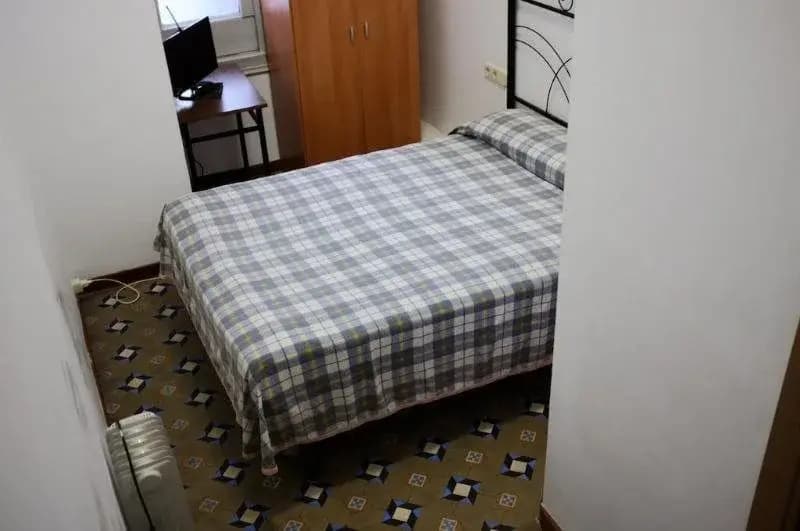 Hostal Lausanne - photo 5