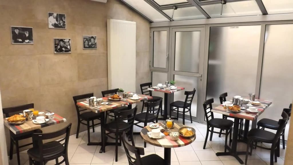 Hôtel de la Place des Alpes - photo 11