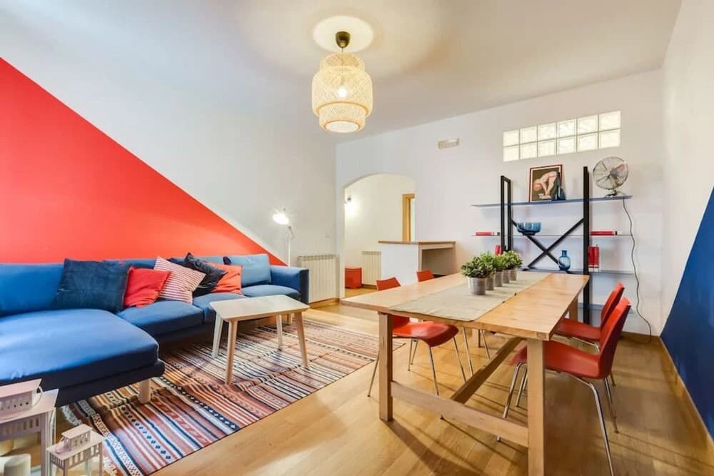 Extra Large Colorful Flat in Central Location! - photo 11