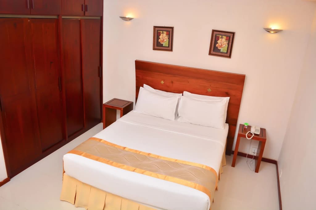 Unique Towers Luxury Boutique Suites - photo 6