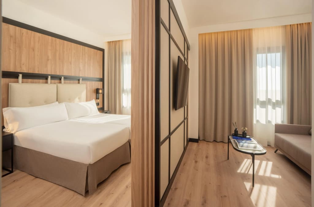 Madrid Airport Suites, Affiliated by Meliá - photo 43