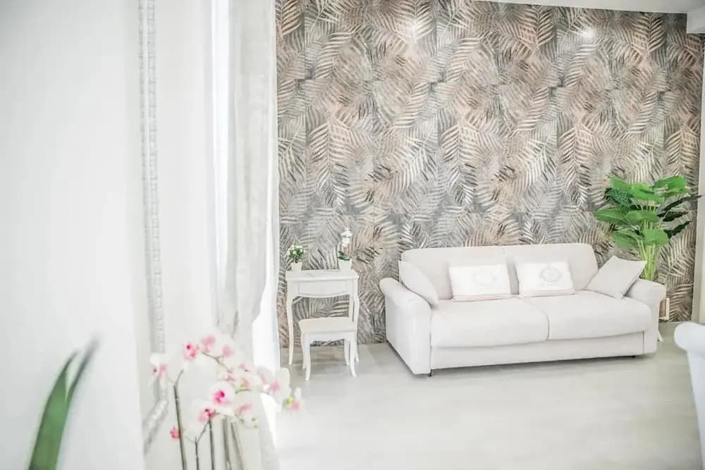 Central Luxury Apartment - photo 5