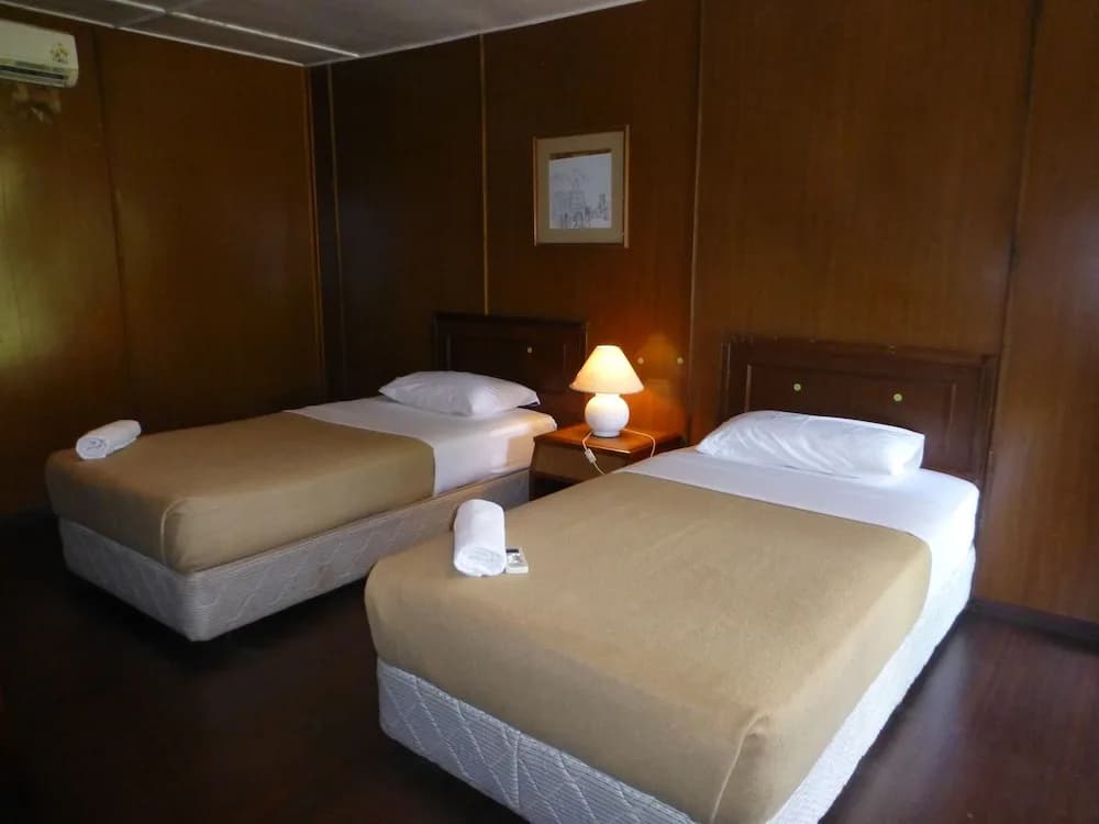 D'Coconut Island Resort - photo 3