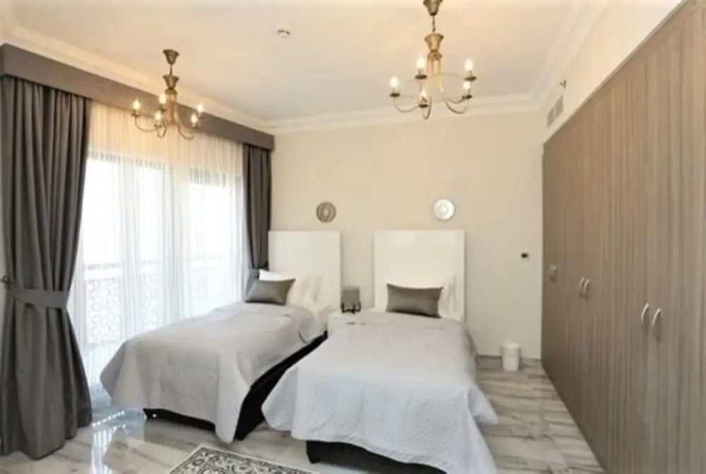 Marbella Executive 2 Bedrooms - photo 2