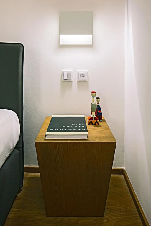 Golden Crown Hotel - photo 17
