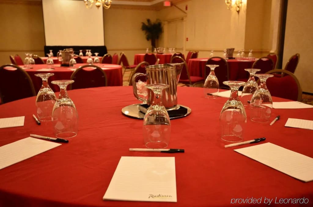 Holiday Inn Orlando East - UCF Area by IHG - photo 21